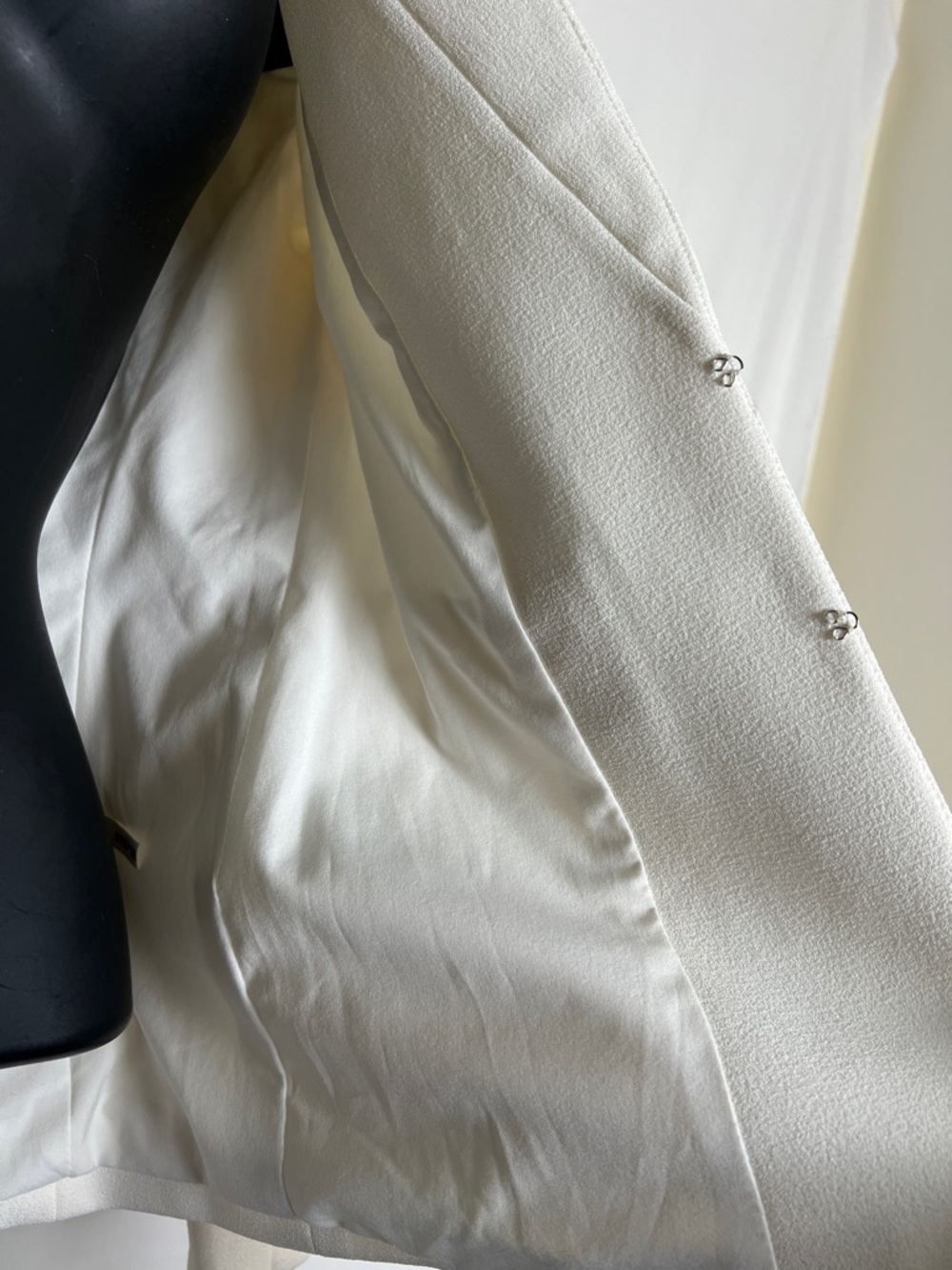 Tahari Ivory Ruffle-Front Blazer - Picture 8 of 11